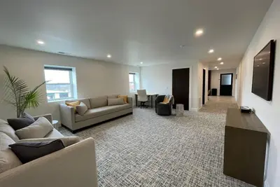Image de Modern Loft on Court Street near I-77 at exit 14 in Virginia