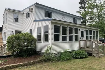 Waterfront 5br/3 bath in Camp Ellis!