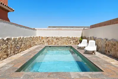 Maison de vacances 'Casa Juana Zahora' avec vue montagne, piscine partagée, jardin et Wi-Fi