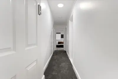 Stylish 4 bed 3 bath- Mill Hill