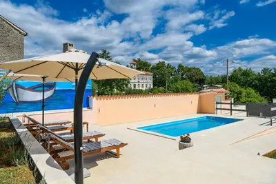 Image de Maison de vacances Divsici pour 1 - 4 personnes avec 2 chambres à coucher - Maison de vacances