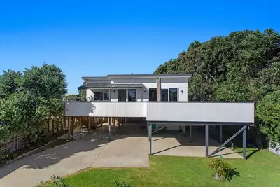 Image de Elevated Beach Oasis - Ohope Beach Holiday Home