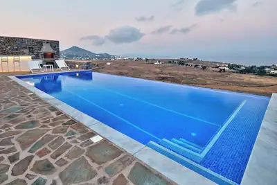 Image de Cozy villa with extraordinary view- Quiet neigbhorhood