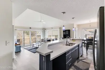 Image de Modern 2 bedroom/2 bath Condo 3 miles from Sunset Beach