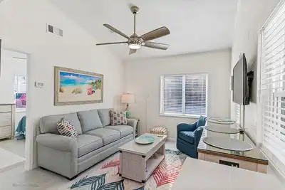Image de Private cottage | 50 steps to Beach!