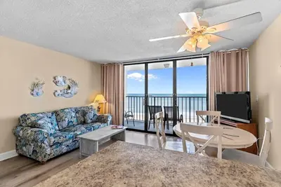 Image de Blue Crab Hideaway, Oceanfront with pool