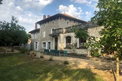 Image de Magnifique maison avec son grand jardin et son étang privé