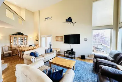 Image de Perfectly located Lake Home in Osage Beach with 5br & 5 Baths!