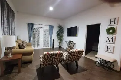 Image de Exquisite Home near Tampa/Orlando sleeps 14-20.