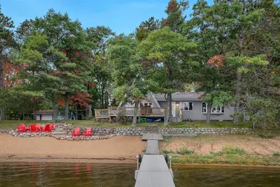 Image de Cozy family-friendly A-frame on sandy beachfront - dogs welcome!