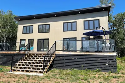 Image de Spacious Oceanfront Retreat Moments from the Cabot Trail