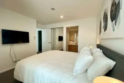 Image de Luxurious 2br Apt in Adelaide Cbd with Pool-Gym-Bbq