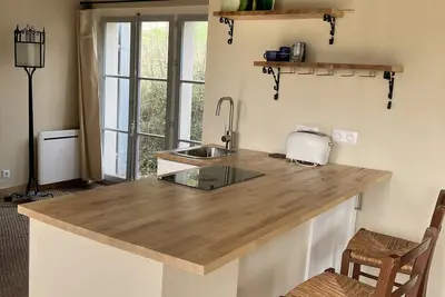 Image de Charming independent studio 10 min Aix en Provence