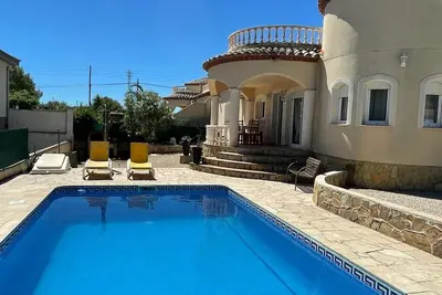 Image de Villa With Private Pool For 7 People, Air Conditioning, Wifi In Les Tres Cales