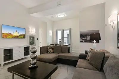 Image de Modern Living in the Heart of Nola