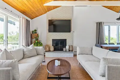 Image de Bright Updated Montauk Beach House