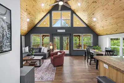 Image de Bungalow Cabin | Riverfront | Kayaks | Stargazing