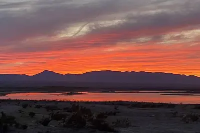 Image de Incredible lake & sunset views in Topock. Colorado River fun & Havasu nearby.