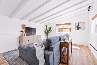Image de Private, Relaxing Home Away from Home with Courtyard—Sleeps 4!