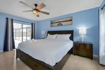 Image de Family-Friendly 4bd Villa  Just 14 Min to Disney Parks - Private Space