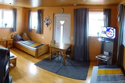 Image de Three-bed apartment - Wipfelder Montuerzimmer