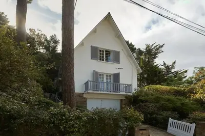 Image de Villa 5 chambres terrasse proche plage Fibre Inter