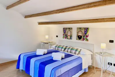 Image de Pretty attic located in the municipality of Taormina 3. 5 kilometers from the center.