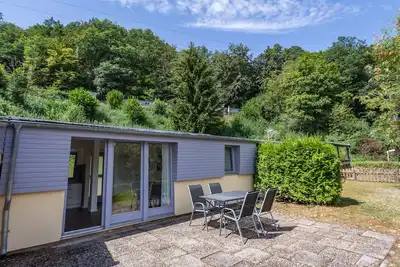 Image de Bungalow for up to 4 people at Campingpark Eifel