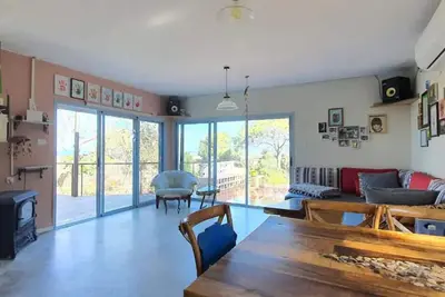Image de Countryside, sea and beach view rustic home