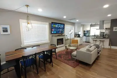 Image de Casa Verde! - Stunning, High Quality 3bd\/2ba Home!