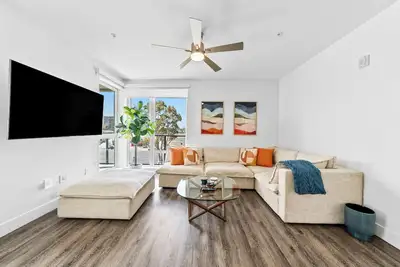 Image de Blue Wave Luxurious Retreat Marina View