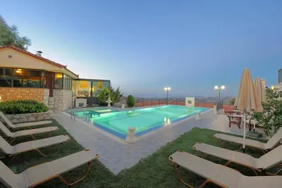 Image de Rafkos Warm Senses Apartment