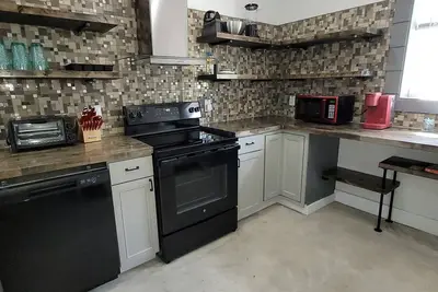 Image de 2 Bedroom apartment with handicap-friendly features