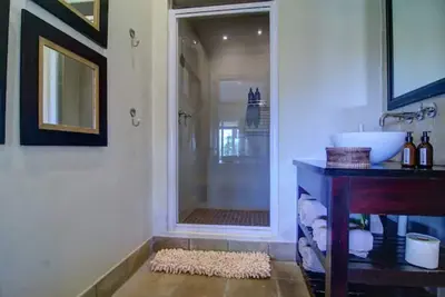 Image de Luxury Farmhouse Room Fish Suite.