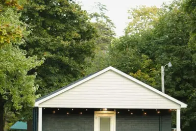 Image de Deluxe Cabin 2 - Hartman Center