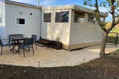 Image de Aux portes du Perigord et du Lot, mobil home dans un cadre champêtre