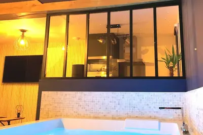 Image de Maison romantique avec Jacuzzi
