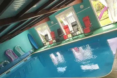 Image de Villa  “ les pieds dans l’eau “ (piscine, spa, sauna)