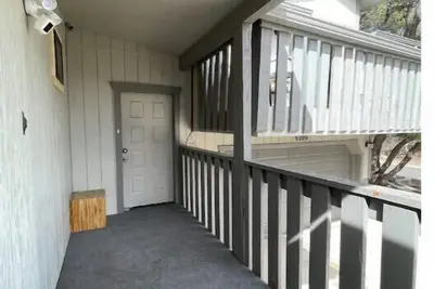 Image de Private suite self check in peaceful neighborhood,