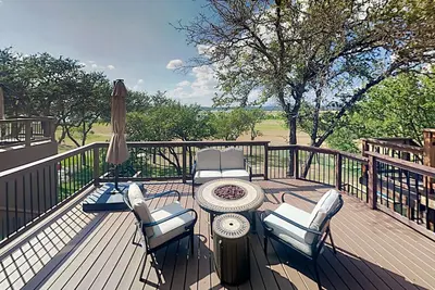 Image de Waterfront Escape- Epic Viewâś…Direct Lake Accessâś…