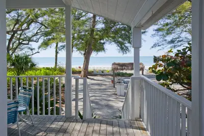 Image de Little Gull  2br Cottage with Ultimate Views of the Famous Sunsets