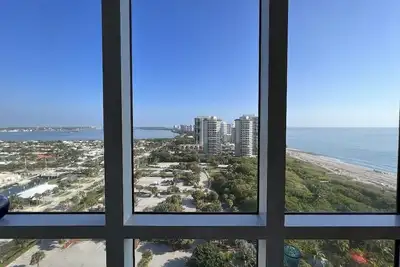 Image de 1bd Ocean View 19th floor at Palm Beach Singer Island Resort and Spa Hotel