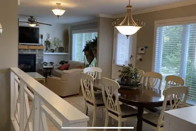 Image de Wasaga Cottage 2 min from beach 1! 5min from blueberry trail