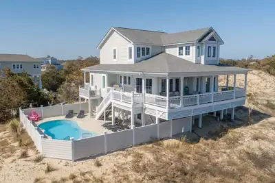 Image de Hobbs Realty - “Carolina Pearl” | New! Inlet Views & Private Heatable Pool