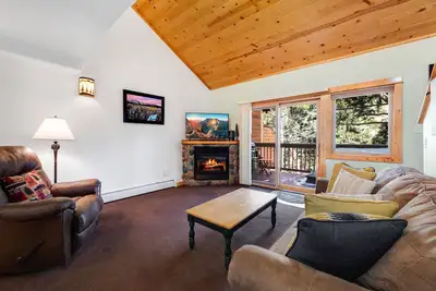 Image de Bugle Pointe B15 (Private Hot tub) River Views!