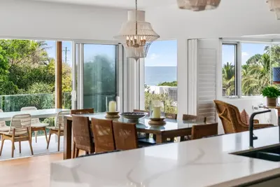 Image de Surfside - 1min to the beach, ocean views w/heated swimming pool
