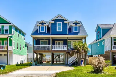 Image de ☀️Pool House-3bd/2. 5ba Home in Carolina Beach w/ Private Pool! ☀️