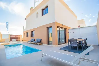 Image de 3083 Casa Nueve