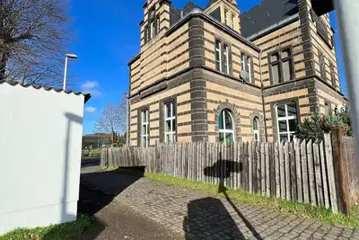 Image de Königlicher Ausblick am Bahnhof Kruft ab 01. 06. 23!