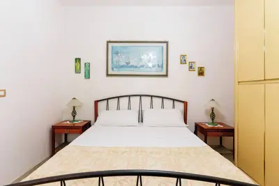 3277 Guest House Eleonora-Camera M by BarbarHouse